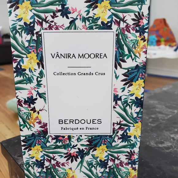 "Vanira Moorea" by Berdoues Fragrance - Picture 4 of 5